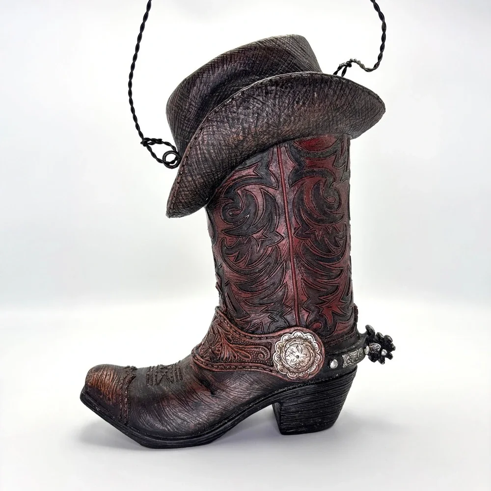 Western Cowboy Boot Birdhouse Resin Hanging Rustic Outdoor Garden Decor Hat Spur